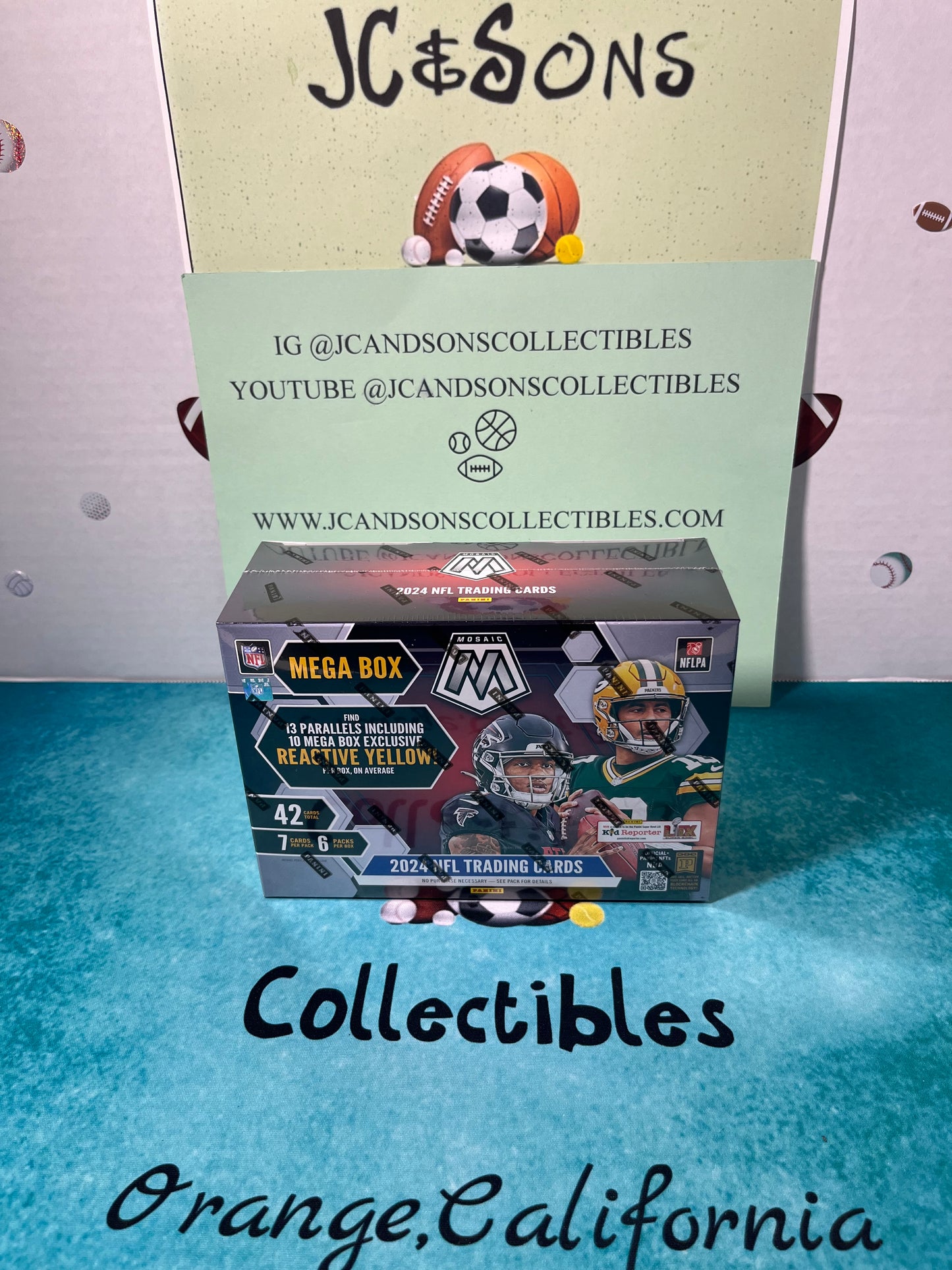 2024 Panini Mosaic Football Mega Box NFL Trading Cards - Factory Sealed