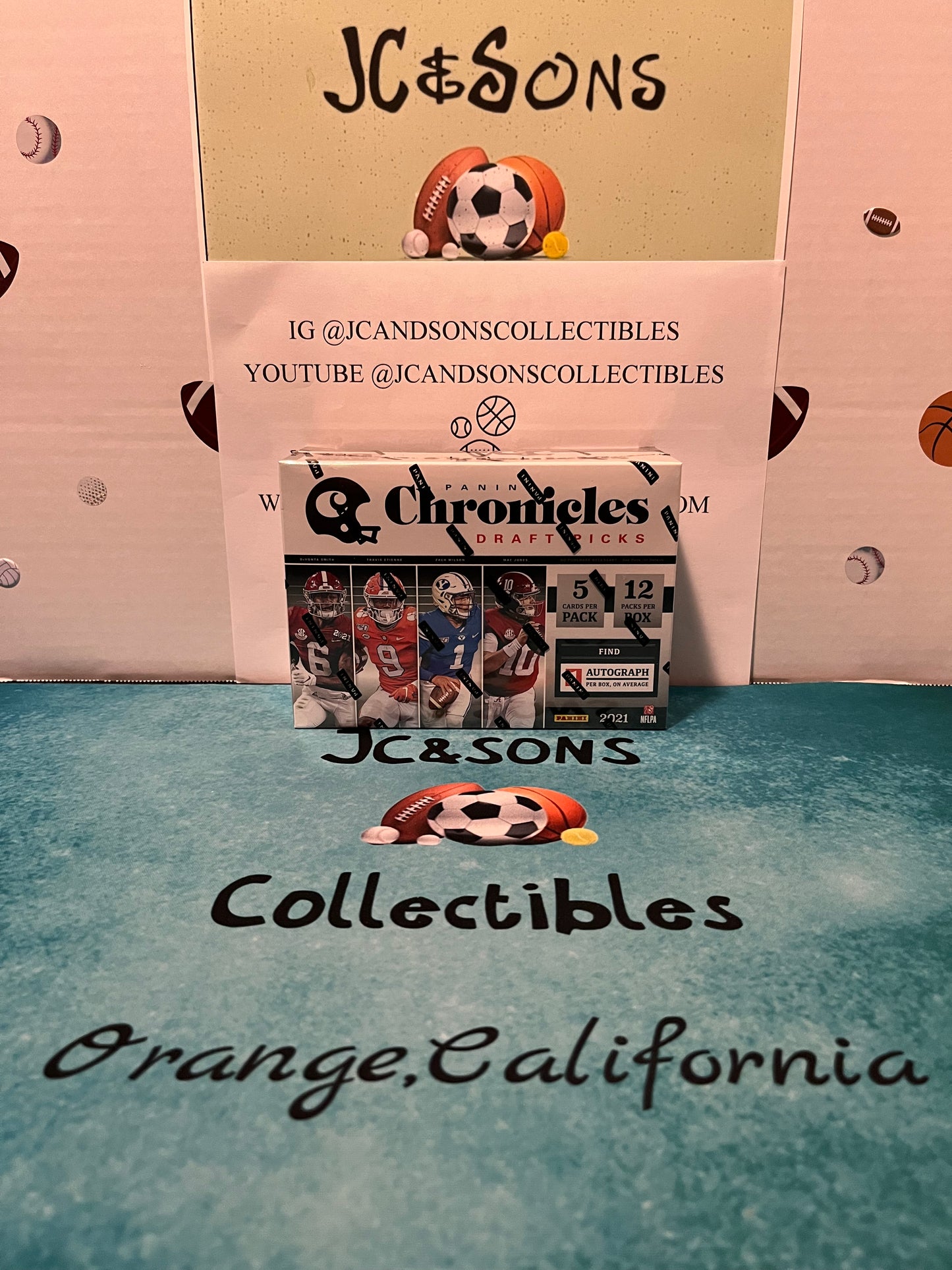 2021 Panini NFL Football Chronicles Draft Picks Mega Box With 1 Autograph