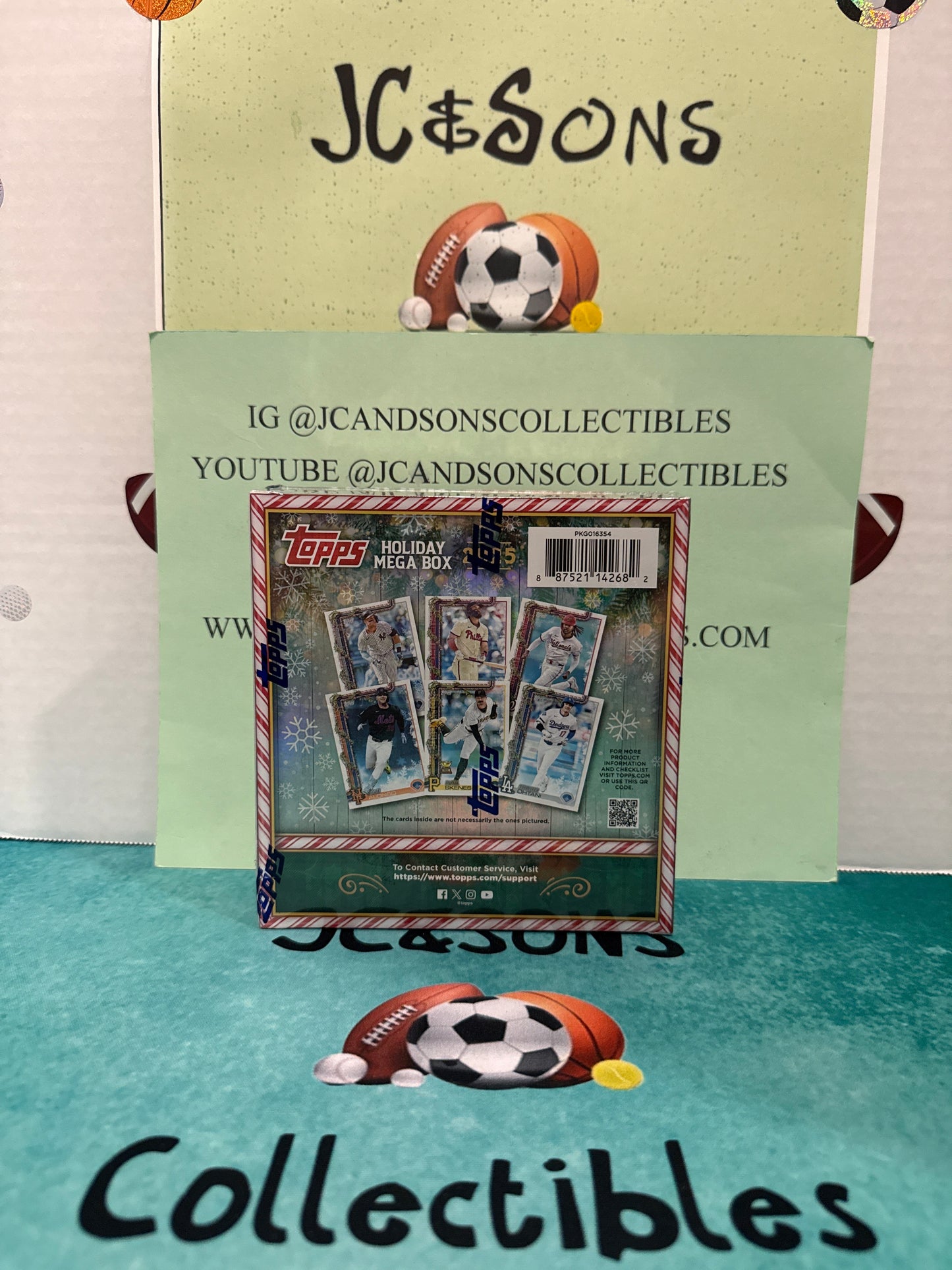 2025 Topps Holiday Mega Box