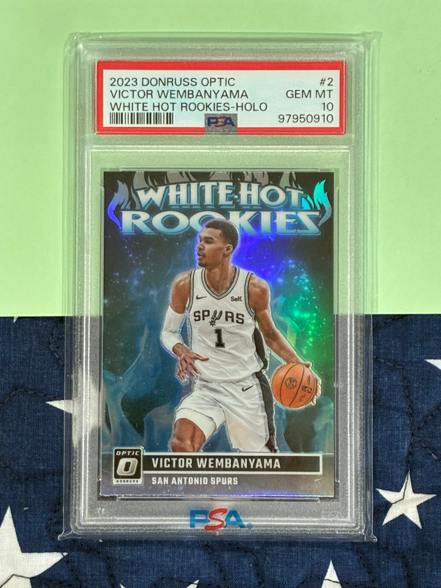 2023-24 Donruss Optic Victor Wembanyama White Hot Rookies Holo RC #2 PSA 10