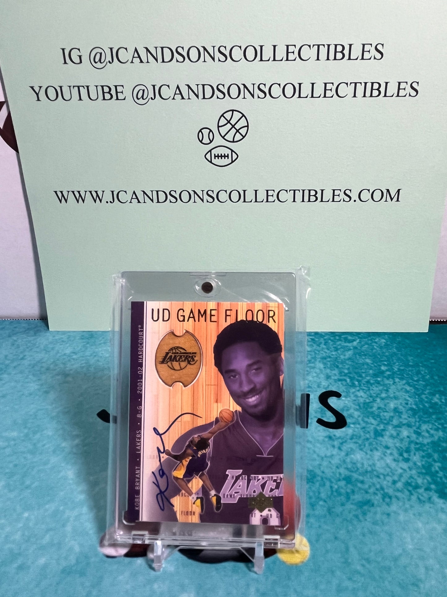 2001-02 UD Game Floor AUTO Kobe Bryant! HOF!! Lakers! KB-A Original Owner