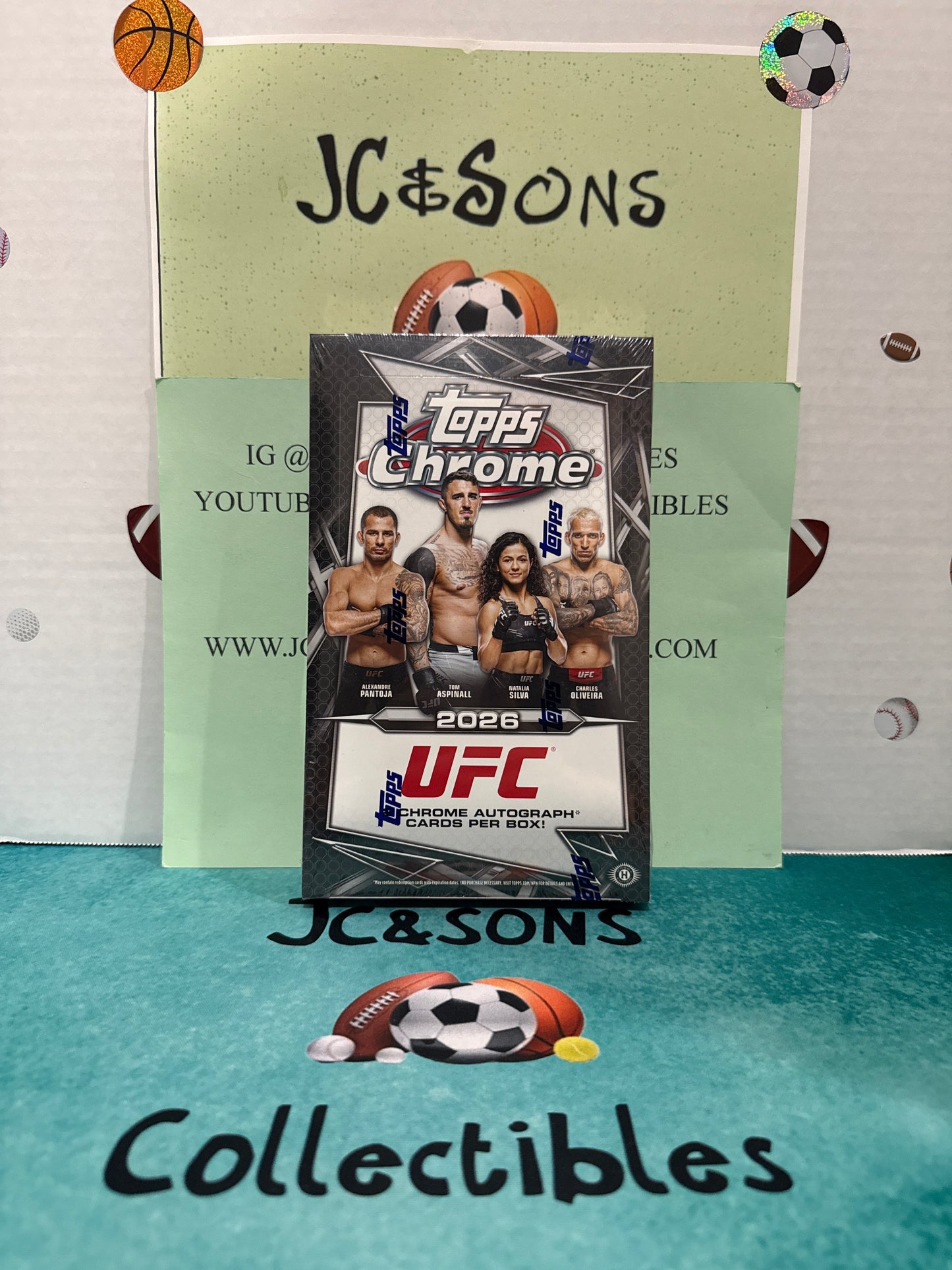 2026 Topps Chrome UFC Hobby Box