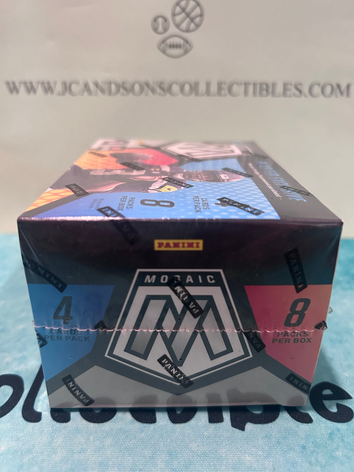 2021 Panini Mosaic NFL Football Trading Card Blaster Box