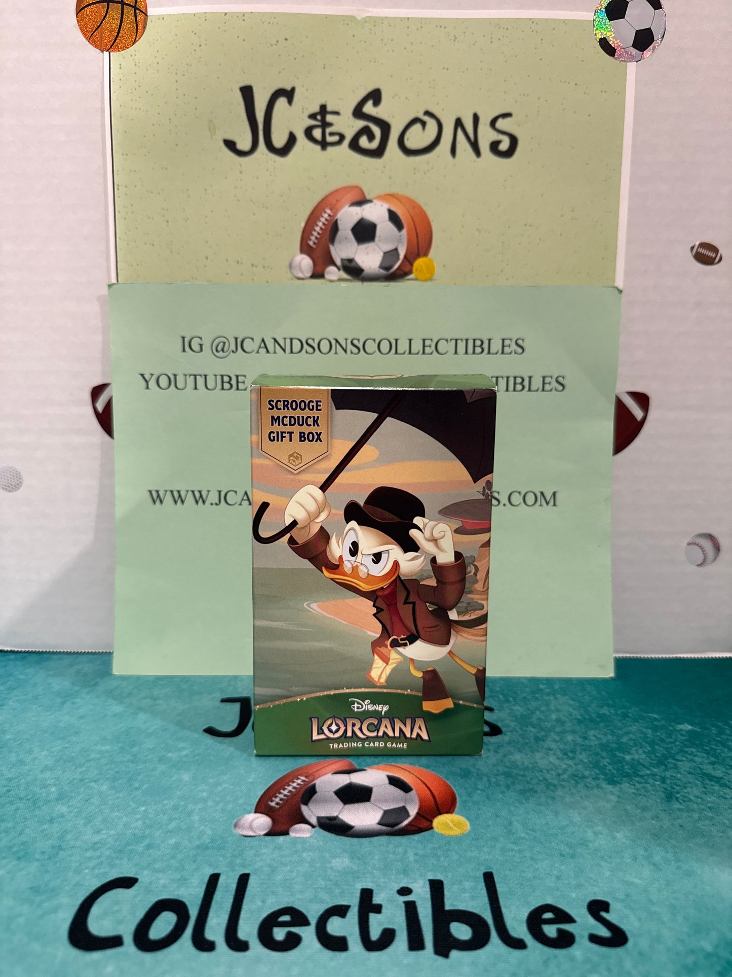 Disney Lorcana Scrooge McDuck Gift Box