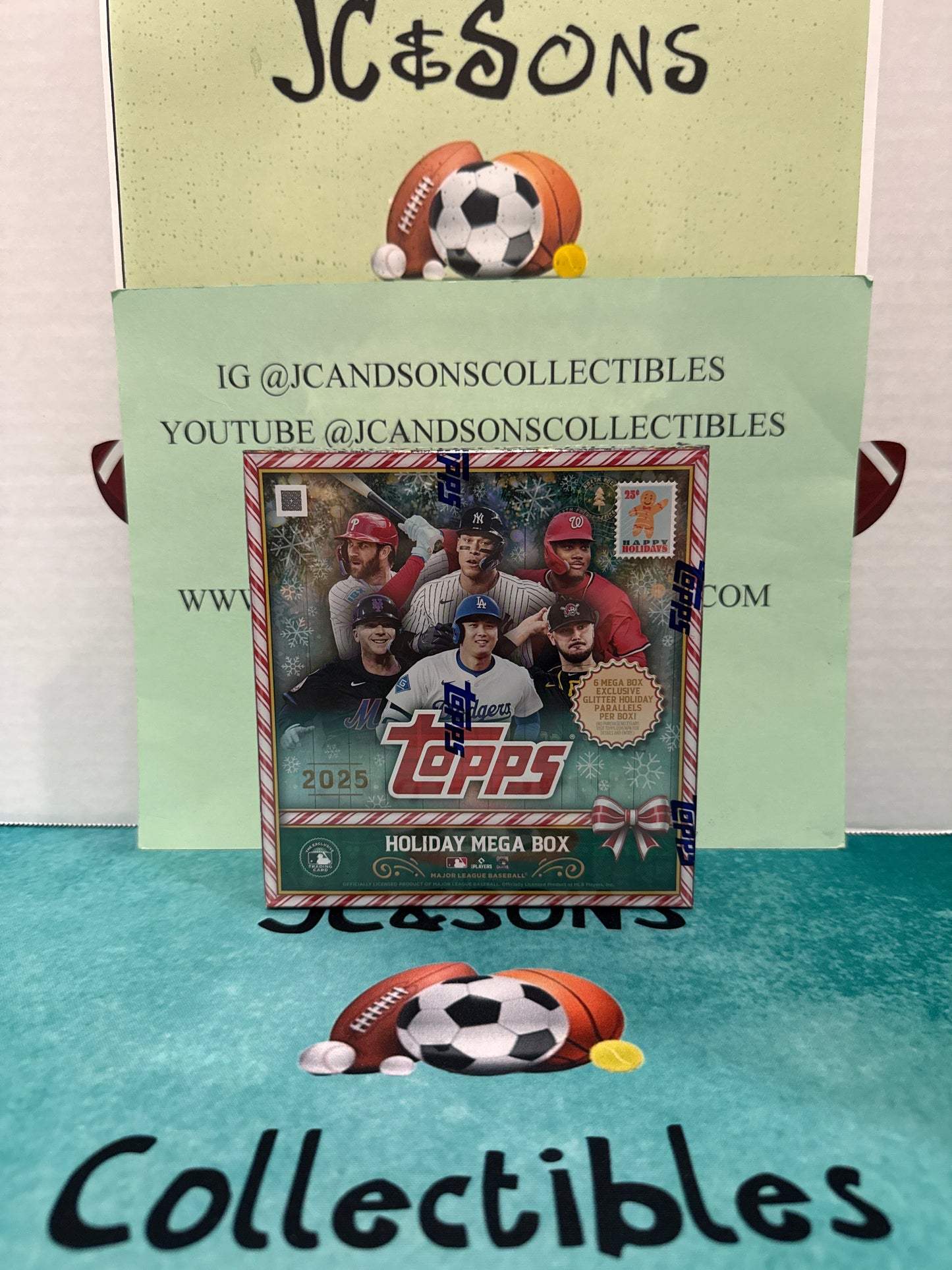 2025 Topps Holiday Mega Box